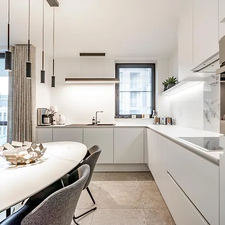 Apartment Luxury In The Centre Of With Terrace *