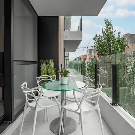 Luxury In The Centre Of With Terrace *