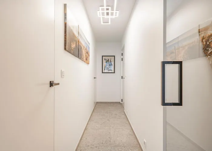 Luxury In The Centre Of With Terrace